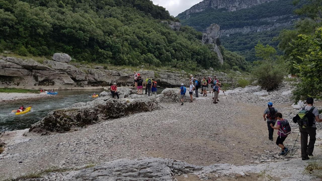 Gites Du Combeau Saint-Maurice-dʼIbie Kültér fotó