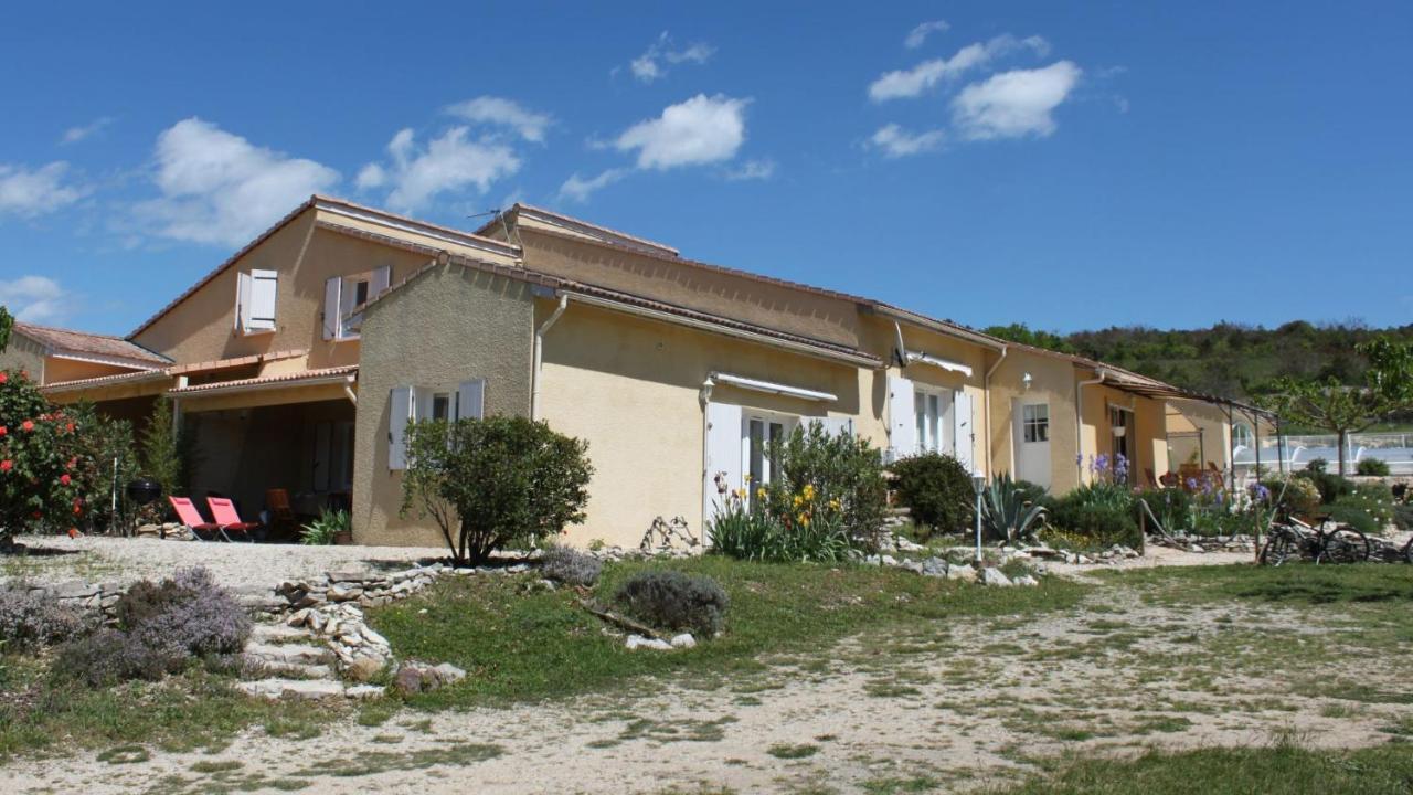 Gites Du Combeau Saint-Maurice-dʼIbie Kültér fotó